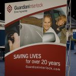 Straight Pop Up Exhibition Backdrop Stand With Printed Magnetic Graphics